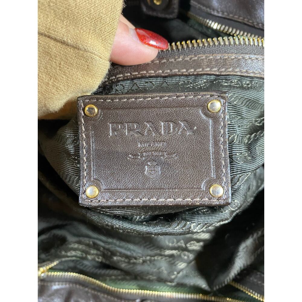 Prada Nappa Gaufre Chain Tote Bag Black - Picture 7 of 10